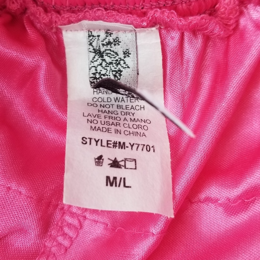 Lace overlay shorts, hot pink, ML, Yasada - Picture 6 of 6